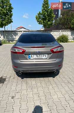 Седан Ford Mondeo 2011 в 