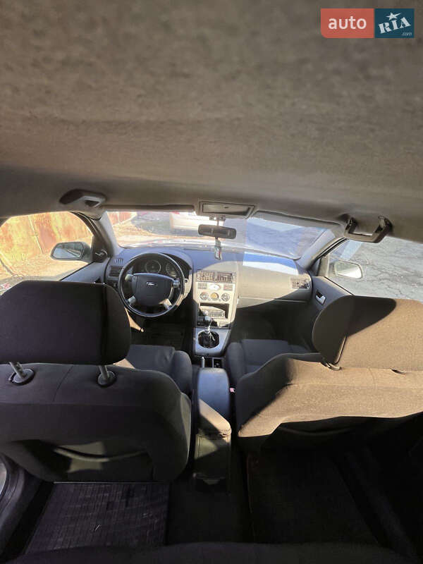 Универсал Ford Mondeo 2001 в Полтаве