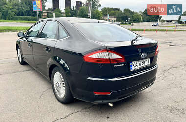 Седан Ford Mondeo 2009 в 