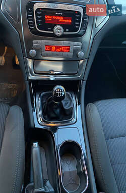 Седан Ford Mondeo 2009 в 