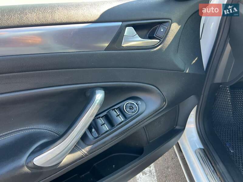 Универсал Ford Mondeo 2013 в Ровно фото 2 Универсал Ford Mondeo 2013 в Ровно