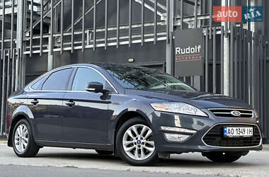 Лифтбек Ford Mondeo 2013 в Киеве