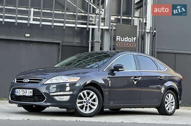 Лифтбек Ford Mondeo 2013 в 