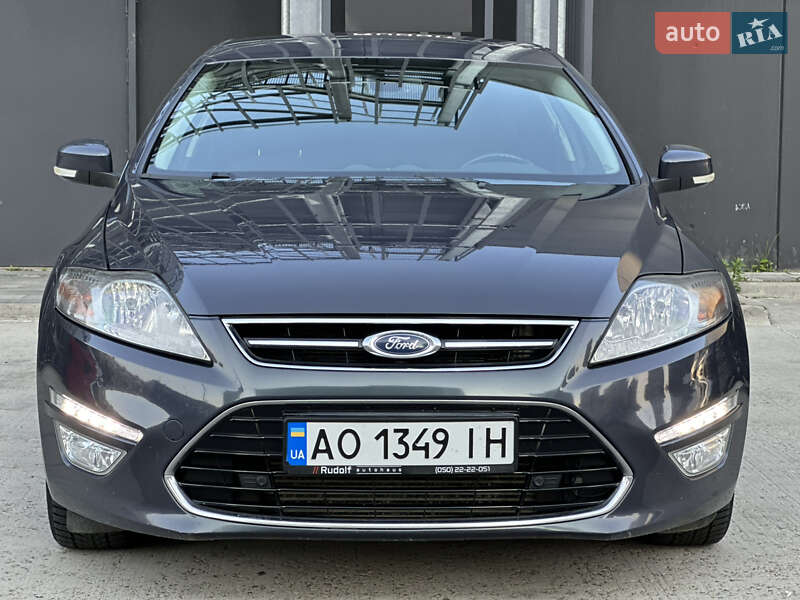 Лифтбек Ford Mondeo 2013 в Киеве