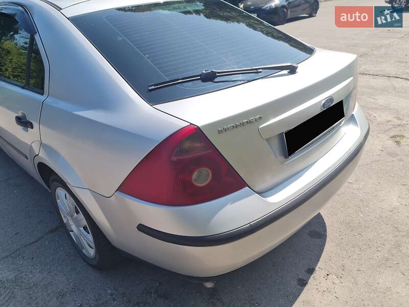 Лифтбек Ford Mondeo 2003 в Днепре
