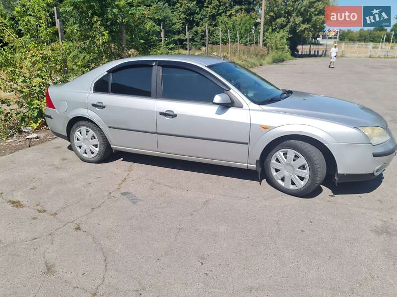 Лифтбек Ford Mondeo 2003 в Днепре
