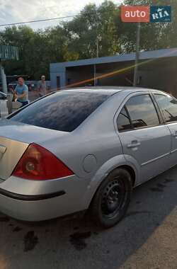 Седан Ford Mondeo 2002 в 
