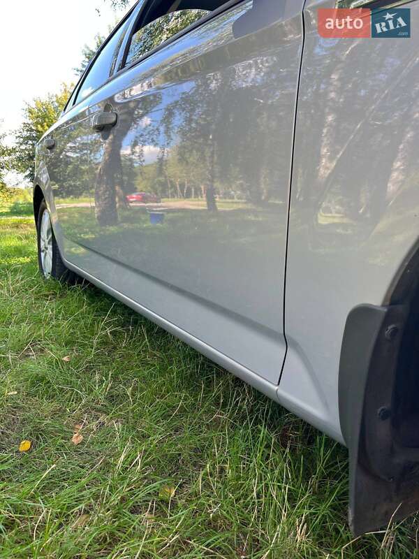 Седан Ford Mondeo 2010 в Киеве