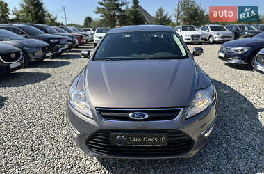 Седан Ford Mondeo 2012 в 