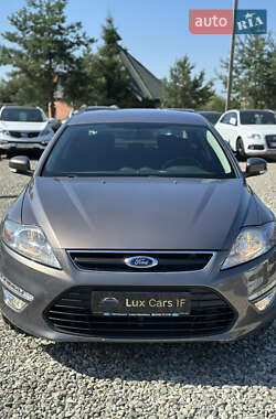 Седан Ford Mondeo 2012 в 