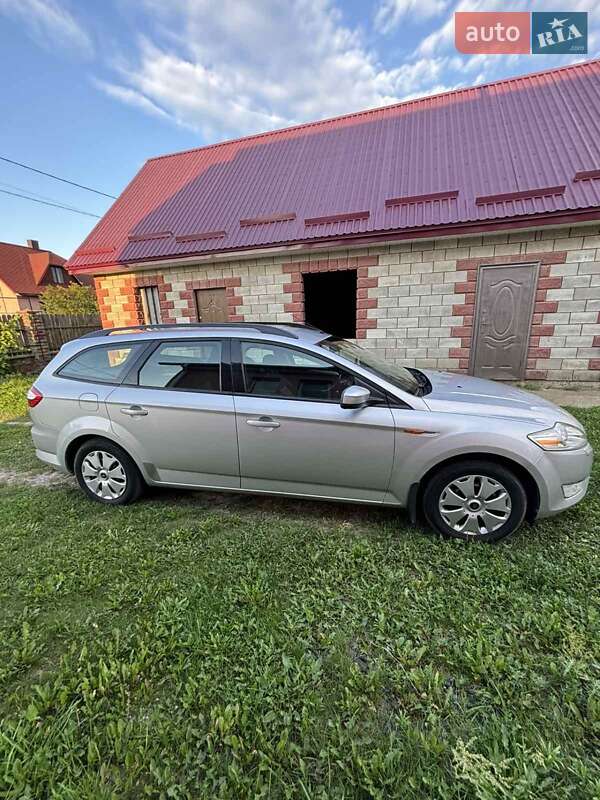 Универсал Ford Mondeo 2010 в Ровно