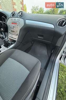 Универсал Ford Mondeo 2010 в Ровно