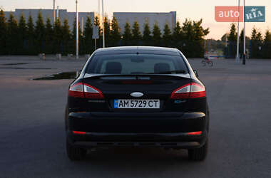 Лифтбек Ford Mondeo 2008 в 
