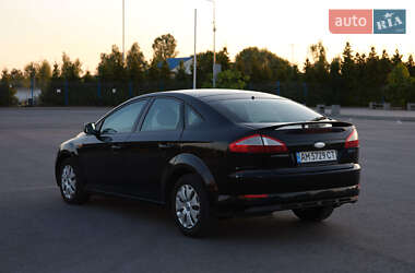 Лифтбек Ford Mondeo 2008 в 