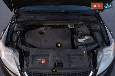 Лифтбек Ford Mondeo 2008 в 