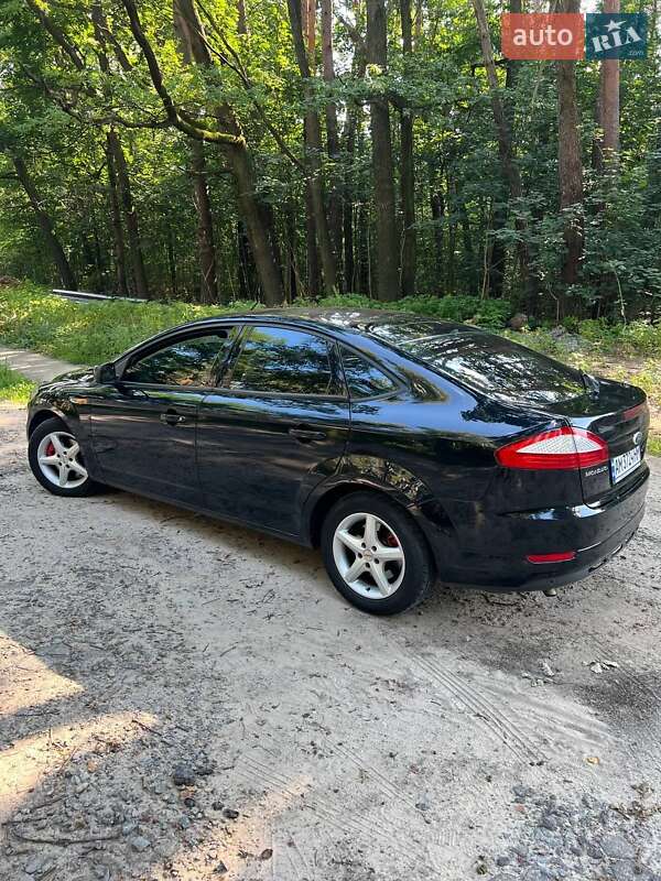 Лифтбек Ford Mondeo 2008 в Житомире