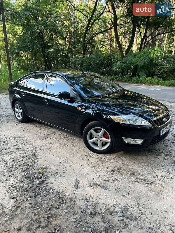 Лифтбек Ford Mondeo 2008 в Житомире