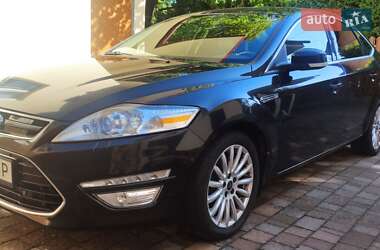 Седан Ford Mondeo 2011 в Стрые
