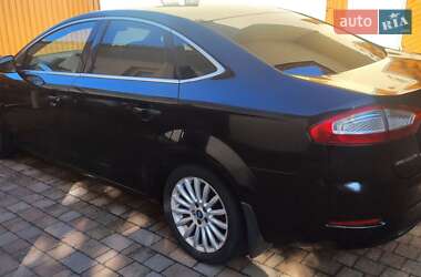 Седан Ford Mondeo 2011 в Стрые