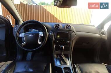Седан Ford Mondeo 2011 в Стрые