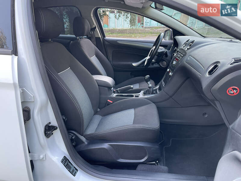 Седан Ford Mondeo 2012 в Киеве фото 14 Седан Ford Mondeo 2012 в Киеве