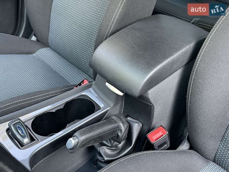 Седан Ford Mondeo 2012 в Киеве фото 26 Седан Ford Mondeo 2012 в Киеве