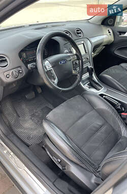 Универсал Ford Mondeo 2013 в 