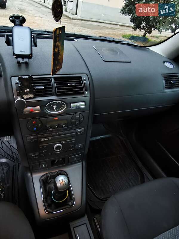 Ліфтбек Ford Mondeo 2006 в Монастириській