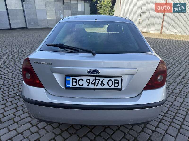 Лифтбек Ford Mondeo 2002 в Шептицькому