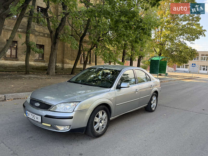 Лифтбек Ford Mondeo 2003 в Николаеве