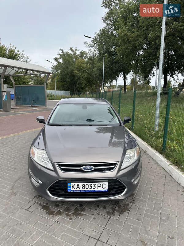 Седан Ford Mondeo 2011 в Киеве