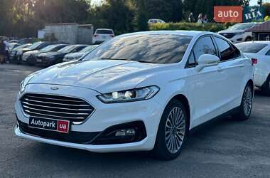Седан Ford Mondeo 2019 в Виннице