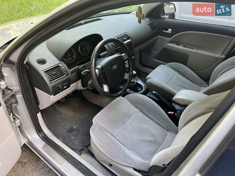 Універсал Ford Mondeo 2001 в Києві