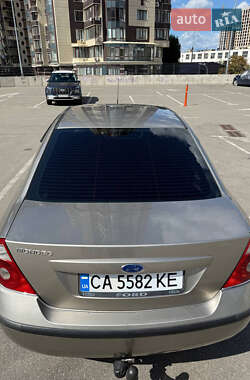 Седан Ford Mondeo 2002 в 