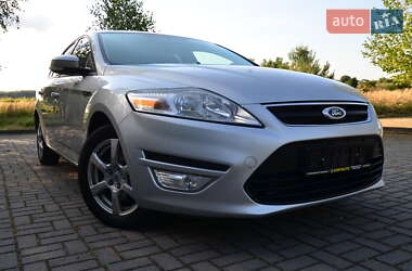 Седан Ford Mondeo 2013 в 