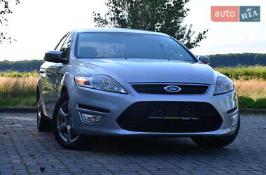 Седан Ford Mondeo 2013 в 