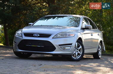 Седан Ford Mondeo 2013 в 