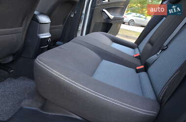 Седан Ford Mondeo 2013 в 