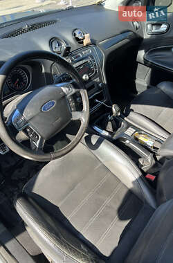 Седан Ford Mondeo 2007 в 