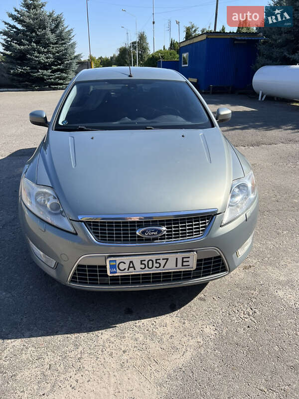 Седан Ford Mondeo 2007 в Киеве