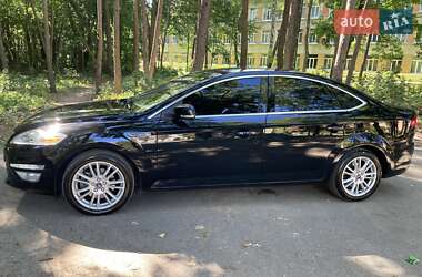 Седан Ford Mondeo 2011 в Тернополі