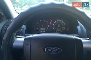 Лифтбек Ford Mondeo 2002 в 