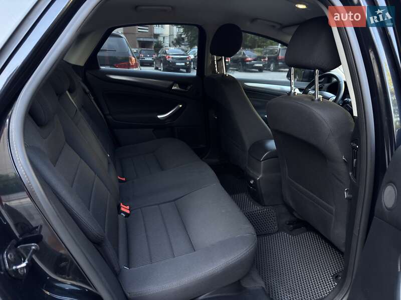 Седан Ford Mondeo 2011 в Звягеле фото 12 Седан Ford Mondeo 2011 в Звягеле