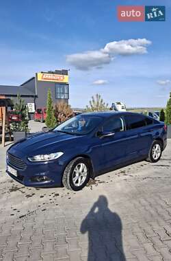 Лифтбек Ford Mondeo 2015 в 