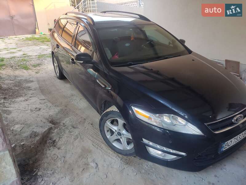 Універсал Ford Mondeo 2011 в Борщеві