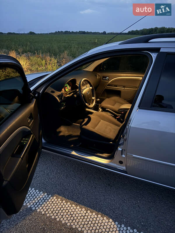 Универсал Ford Mondeo 2006 в Полтаве