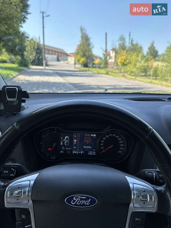 Универсал Ford Mondeo 2013 в Ивано-Франковске