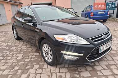 Лифтбек Ford Mondeo 2011 в 