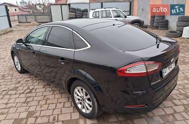 Лифтбек Ford Mondeo 2011 в 