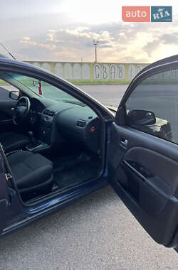 Универсал Ford Mondeo 2003 в 